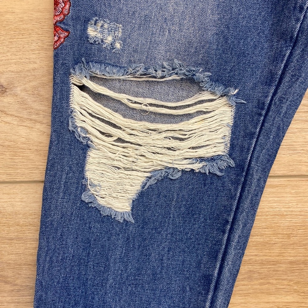 Missguided | Riot | Embroidered High Rise Distressed Mom Jeans - Picture 5 of 16